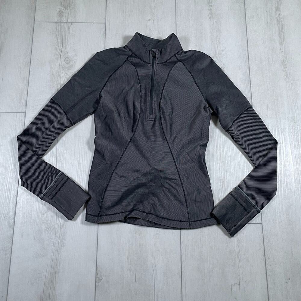 Lululemon Women's 4 Two Toned Ribbed Black 1/2 Zip Stretch Athletic Jacket